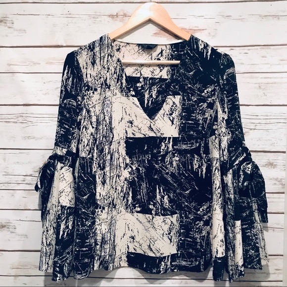 Topshop Bell Sleeve Patterned Shirt - Picture 3 of 5